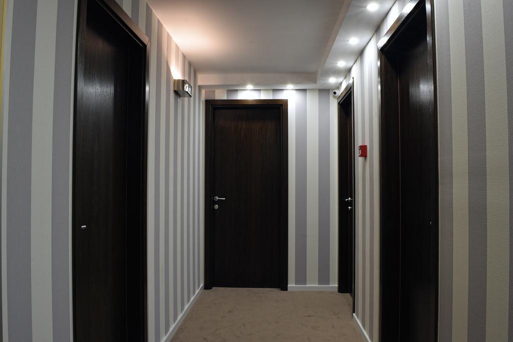 Luxury Rooms Luca And Deluca Belgrade Exterior photo
