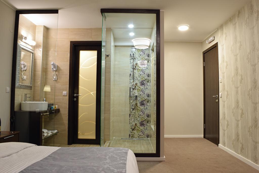 Luxury Rooms Luca And Deluca Belgrade Exterior photo